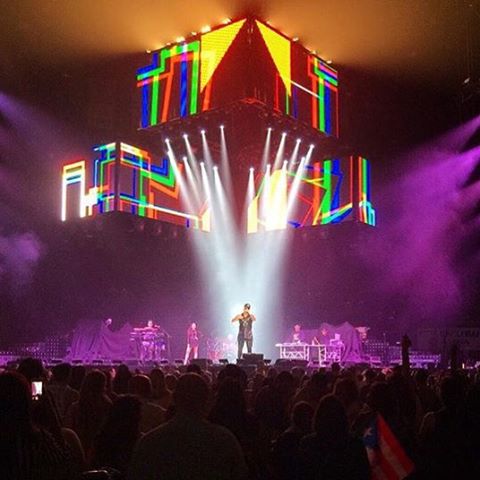 Wow gracias #washington por tanto amor #losamo increible noche #oneworldtour #quesesientaeldeseo #losvaqueroslatrilogia proxima parada #chicago @ricky_martin @wisin #wisin #rickymartin